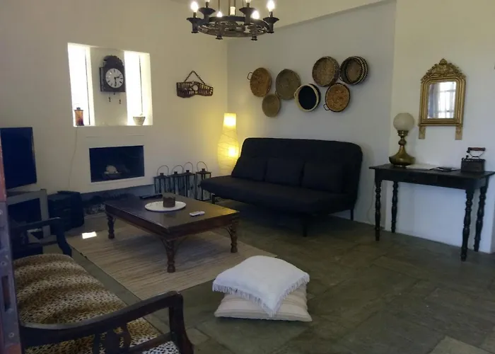 Irene Asklipios * Parikia (Paros)